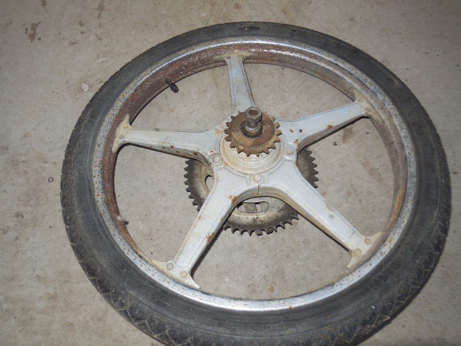 jante /roue peugeot  103