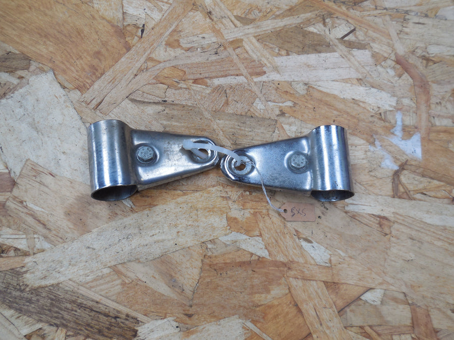 patte de fixation phare  peugeot  sx 5