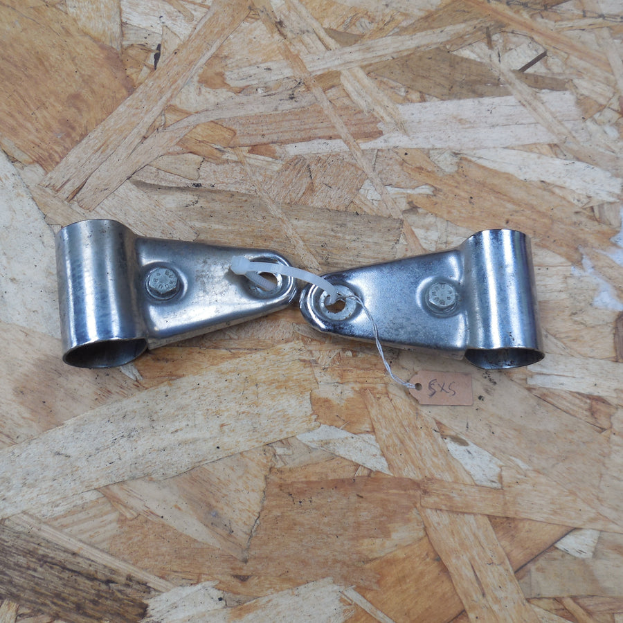 patte de fixation phare  peugeot  sx 5