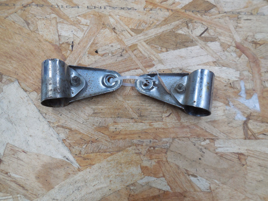 patte de fixation phare  peugeot  sx 5