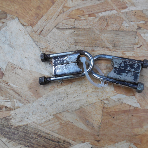 pontet de fourche motobecane  51 /41 ...