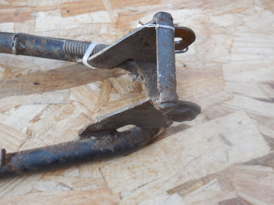 béquille peugeot  tlx