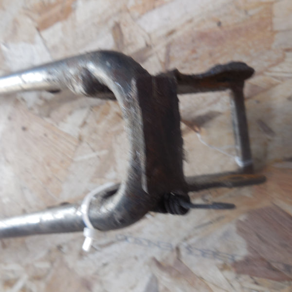 béquille peugeot  tlx