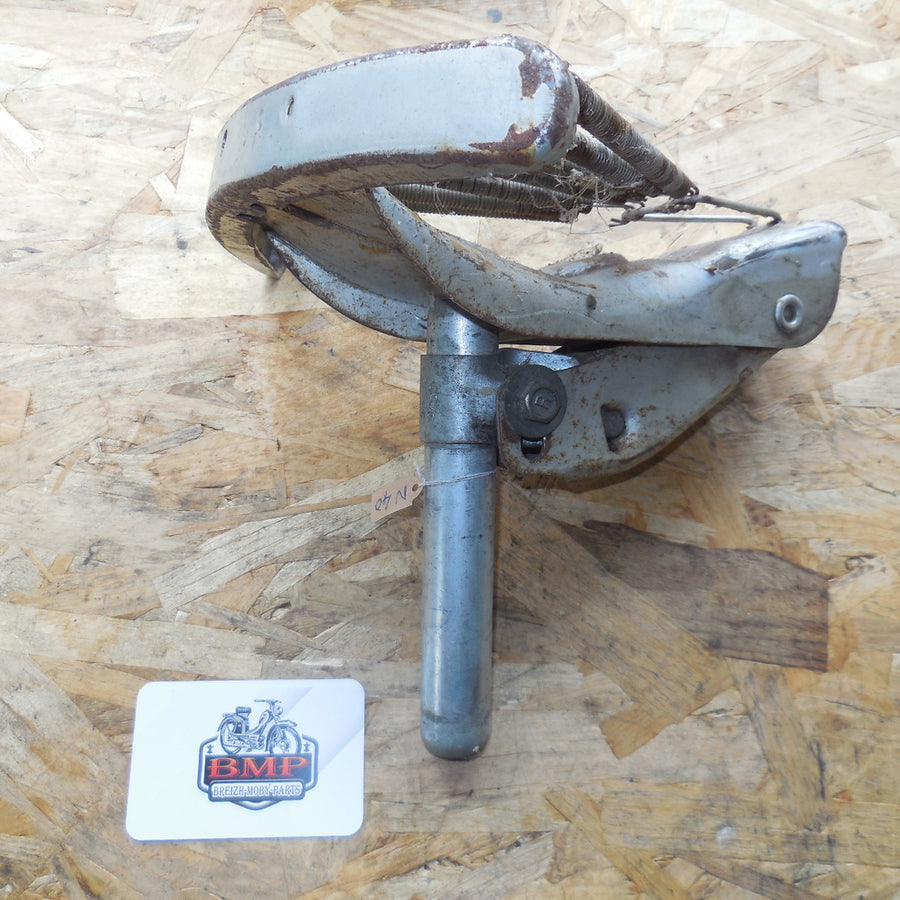 armature de selle motobecane  N  40