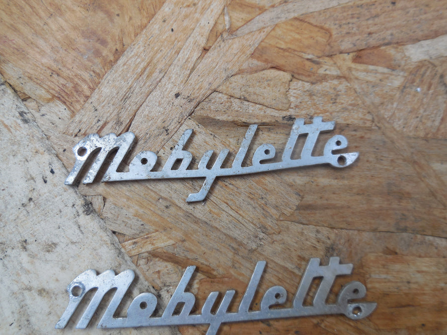 monogramme   av 42