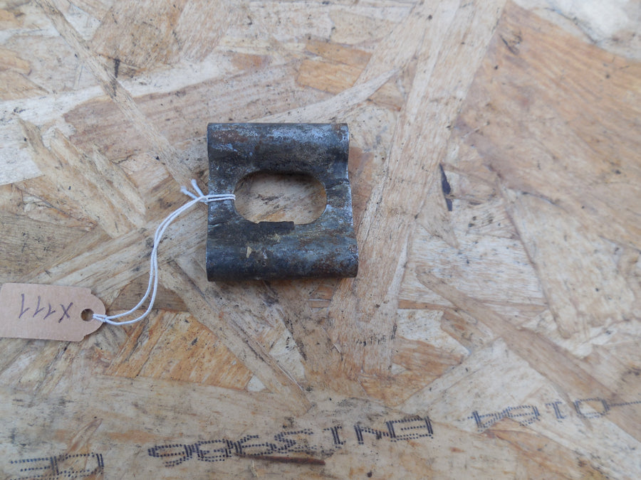 attache fixation echappement   peugeot 103