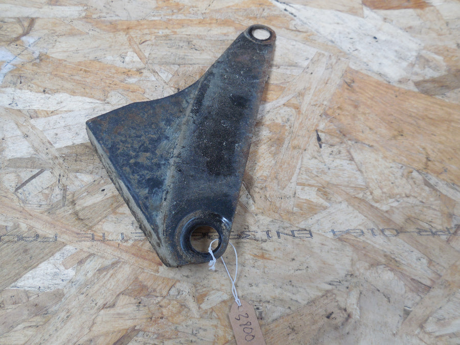 patte de fixation moteur 2200 /3800