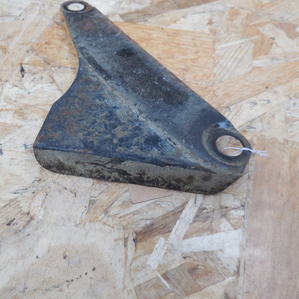 patte de fixation moteur 2200 /3800