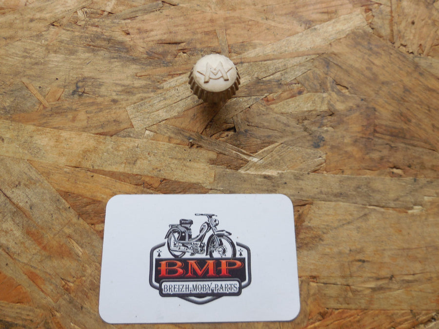 bouton  motobécane   boite  a outils