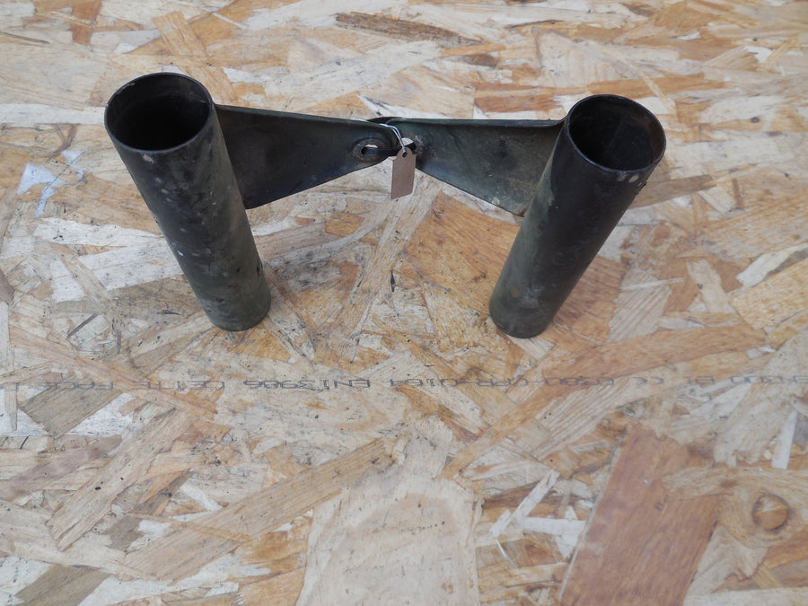 patte de fixation  phare peugeot  sx  8
