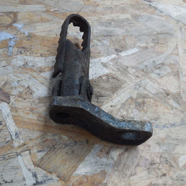 cale pied peugeot  sx  8