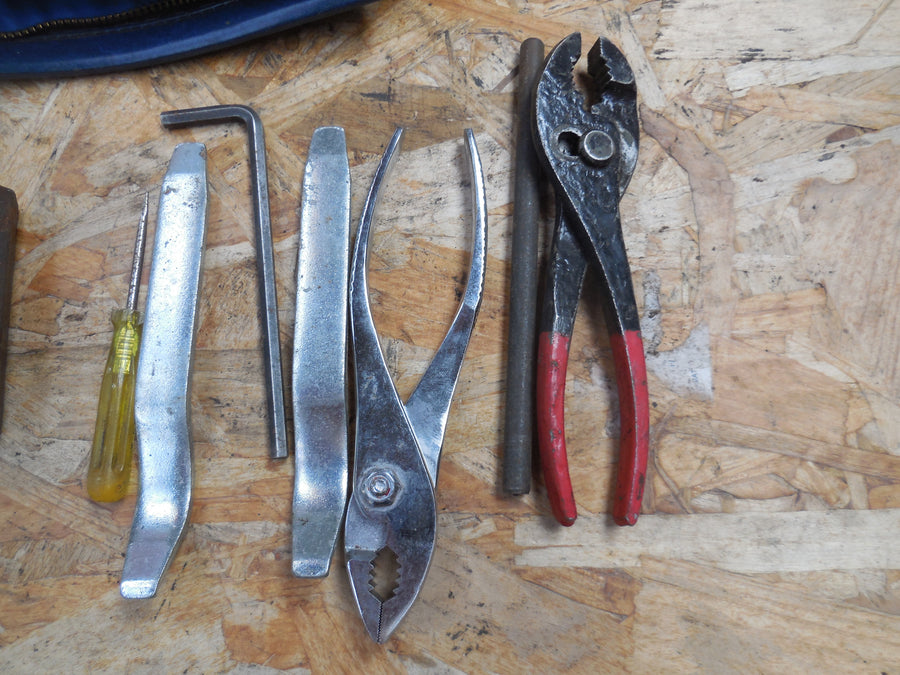 trousse a outil moto peugeot  sx8 / sx 5