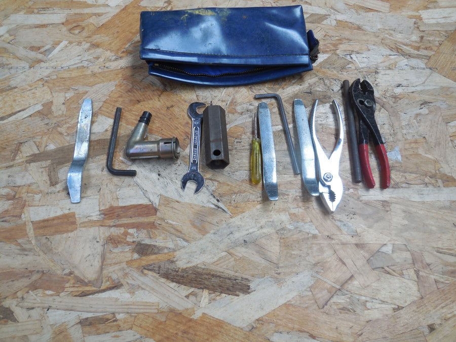 trousse a outil moto peugeot  sx8 / sx 5