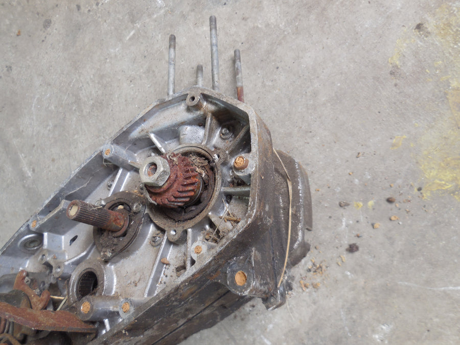 bas moteur  peugeot  sx 8