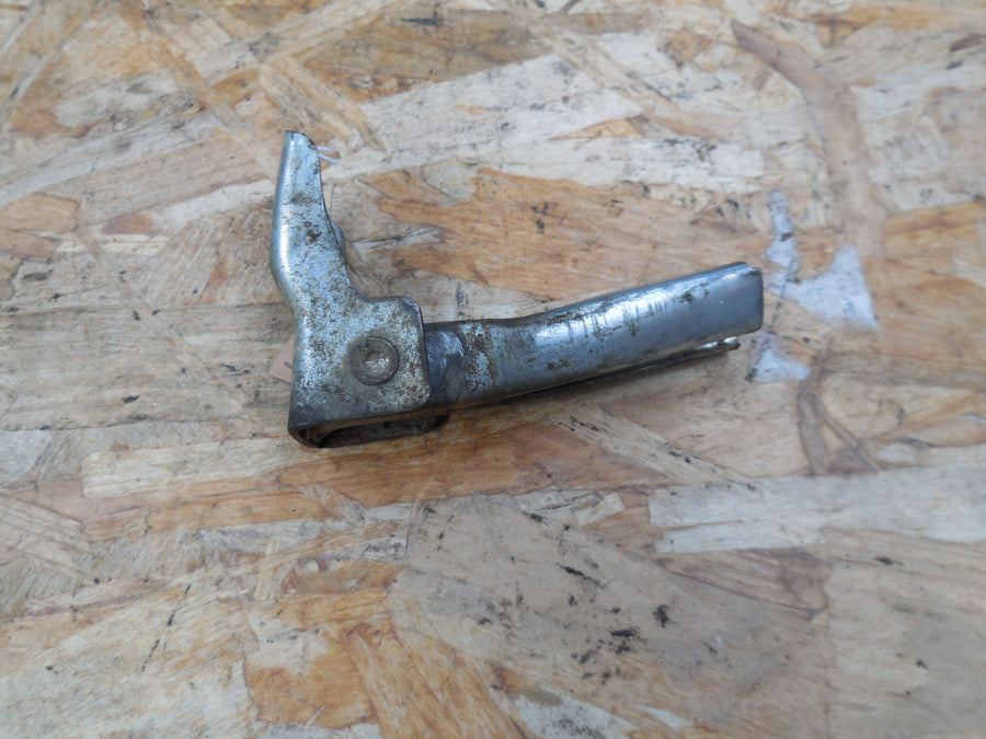 cale pied peugeot sx 8