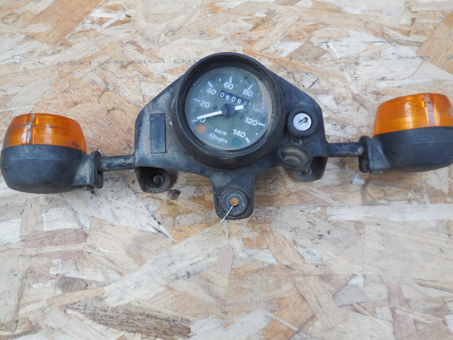 bloc compteur avec clignotants peugeot sx 8