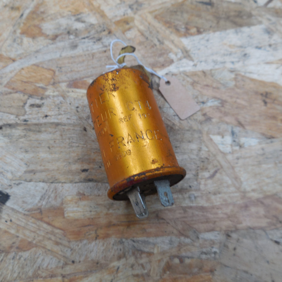 centrale clignotant peugeot sx 8