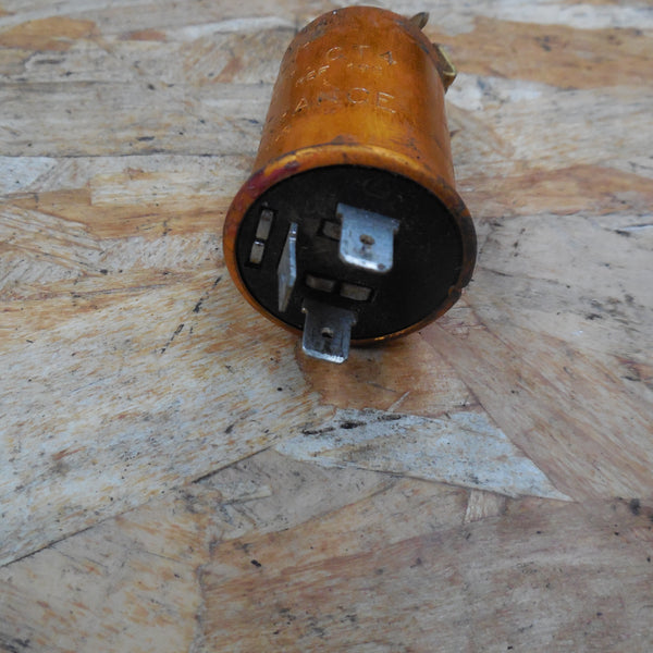 centrale clignotant peugeot sx 8