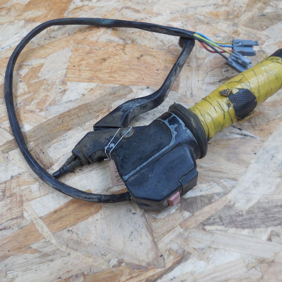 poigné accélérateur / commodo  peugeot sx 8