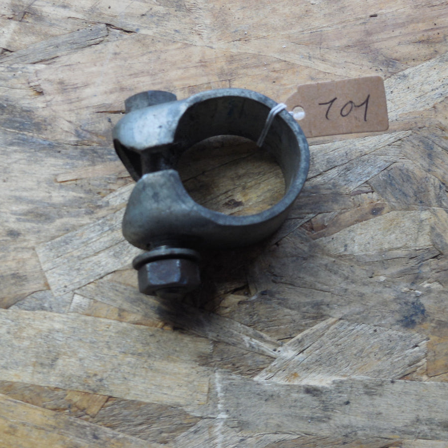 collier de fixation selle mobylette peugeot