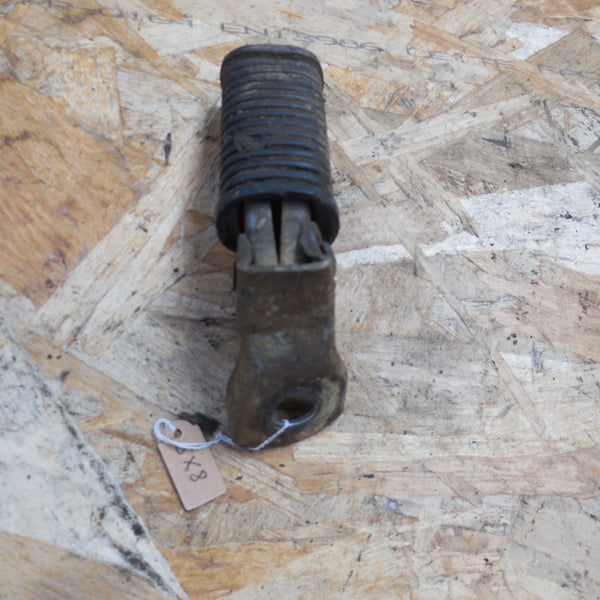 cale pied peugeot sx 8