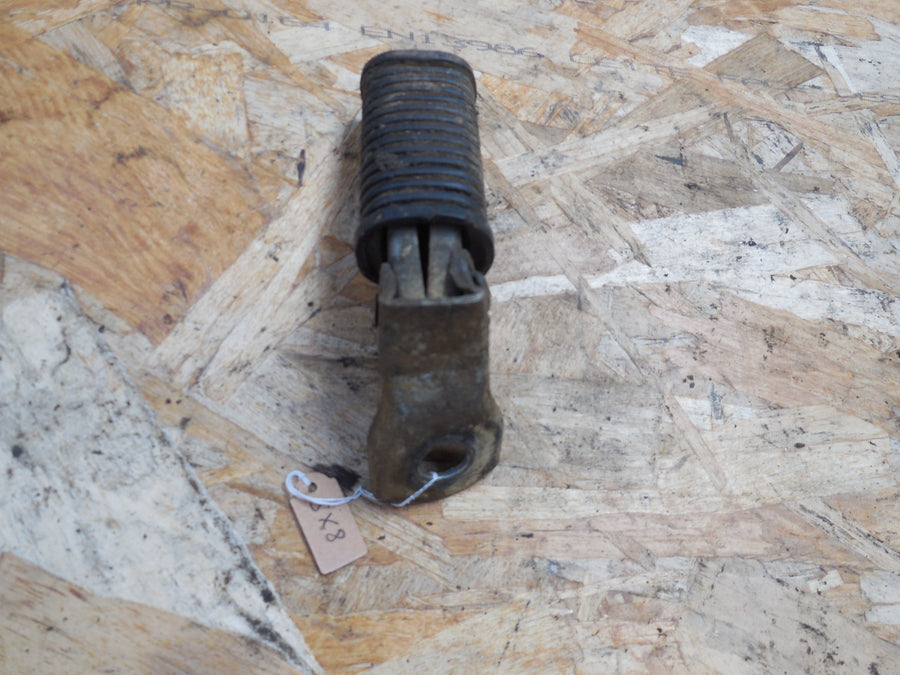 cale pied peugeot sx 8