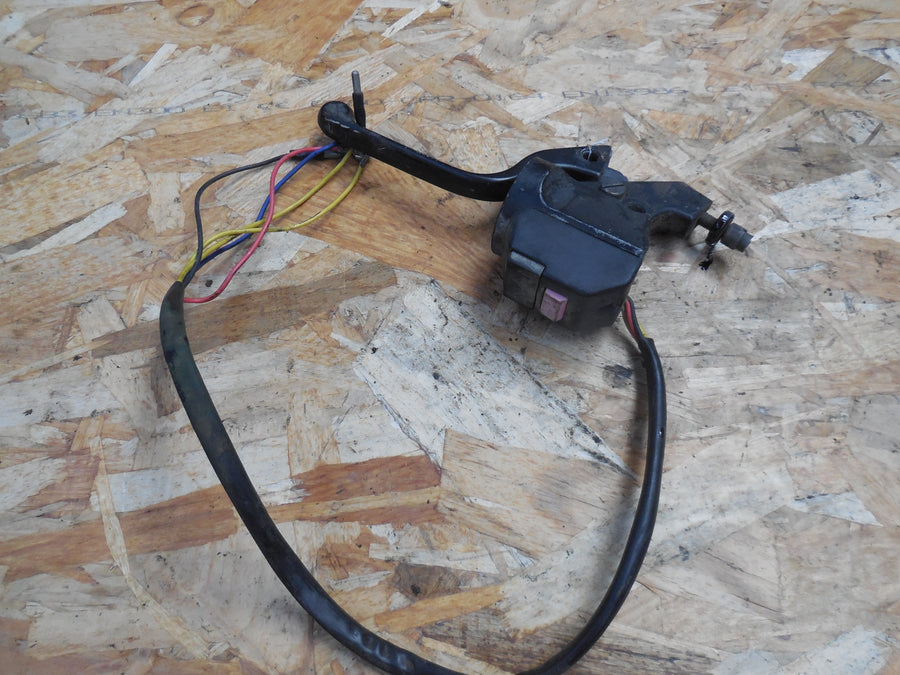 comodo /cocote / levier de embrayage peugeot sx 8