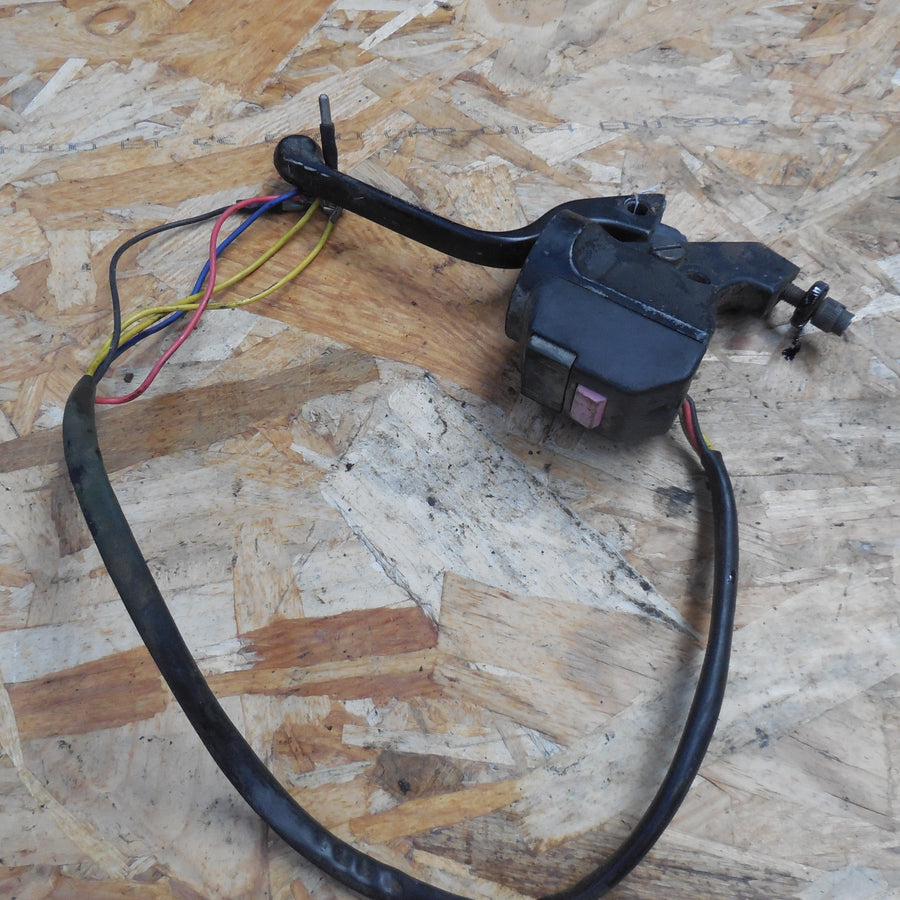 comodo /cocote / levier de embrayage peugeot sx 8