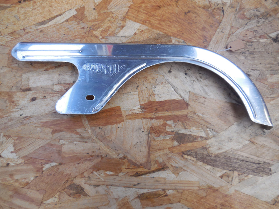 protège carter chaine CYCLOMOTEUR  VELOMOTEUR  VELO