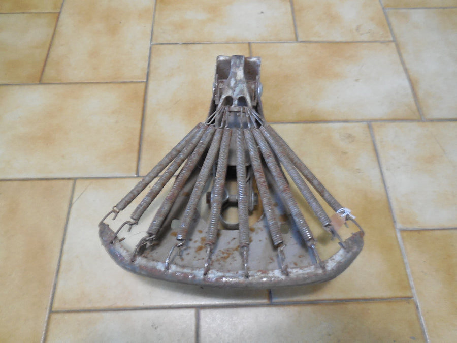 armature de selle  bb peugeot
