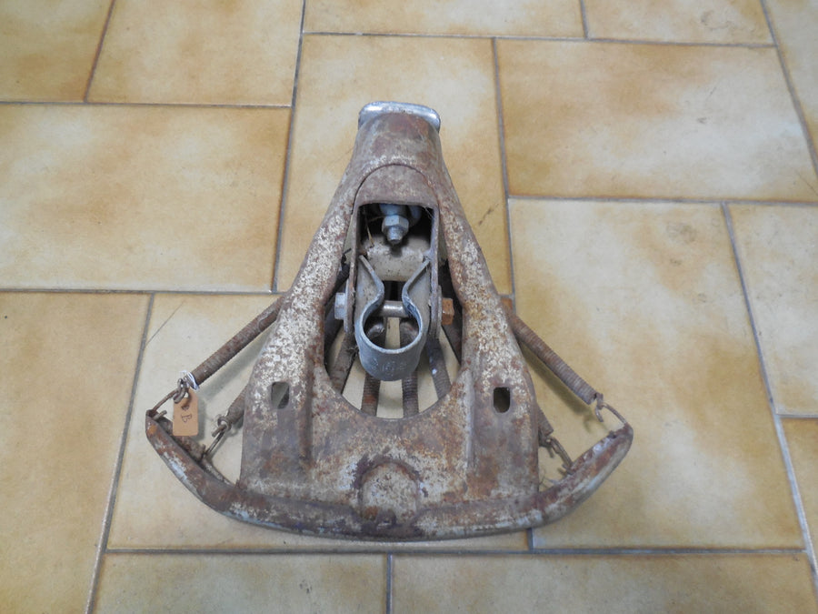 armature de selle  bb peugeot