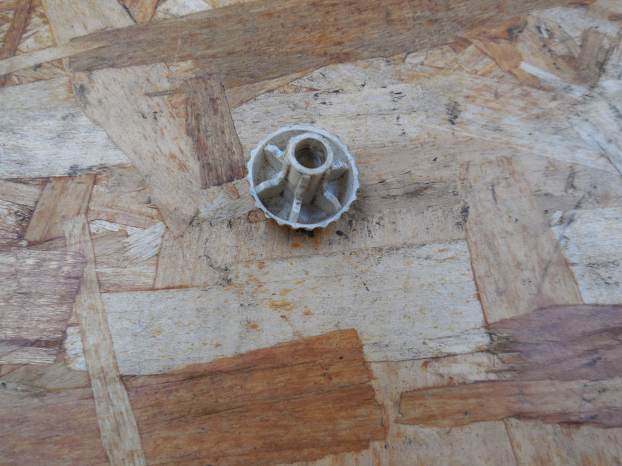 vis boite a outils   motobécane