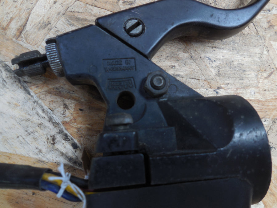 comodo /cocote / levier de embrayage peugeot  sx 8