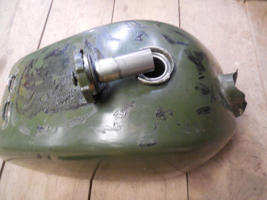 réservoir  peugeot  sx 8