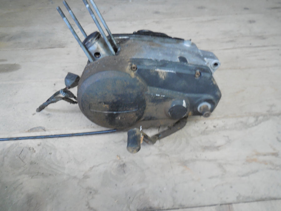 bas moteur peugeot sx 8