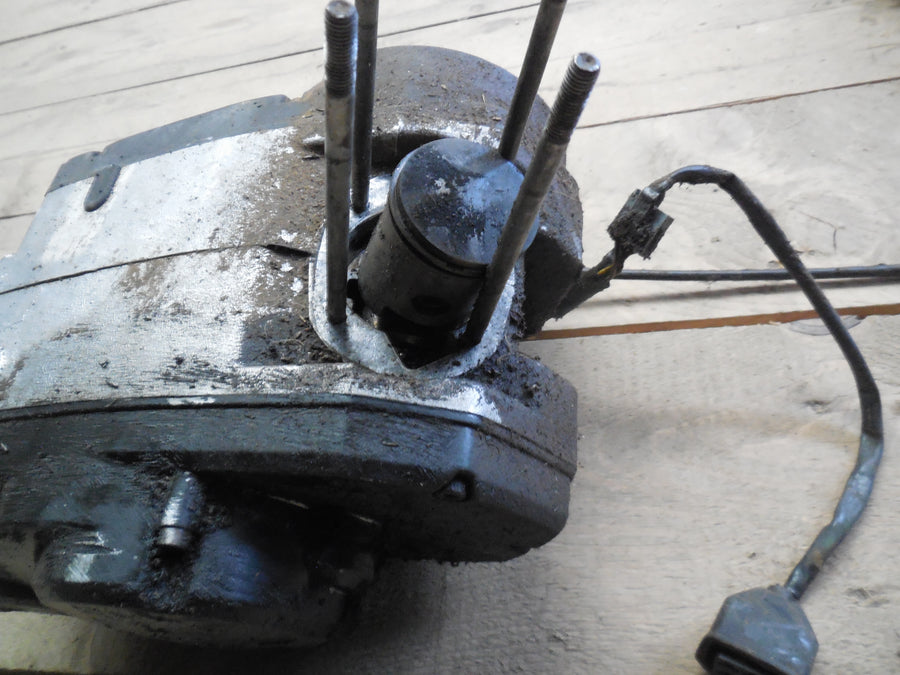 bas moteur peugeot sx 8