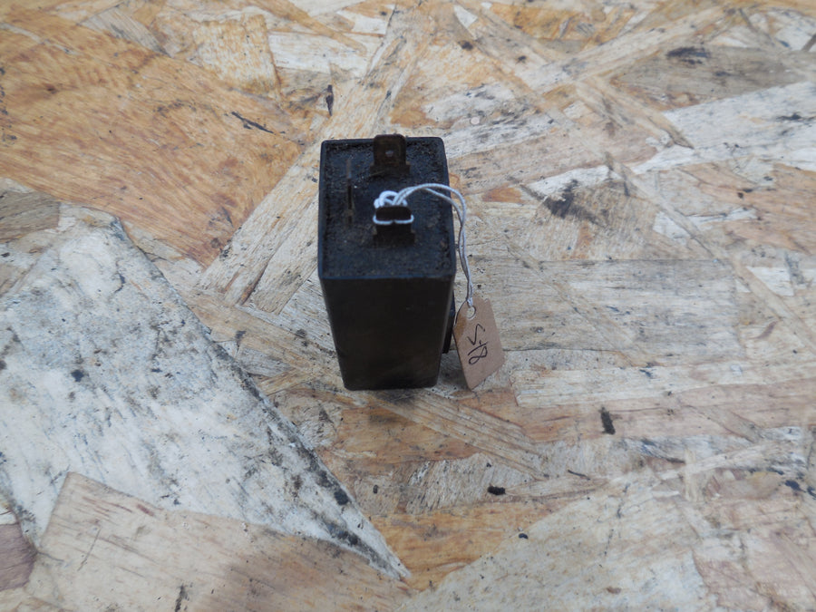 CENTRALE clignotant  peugeot sx 8