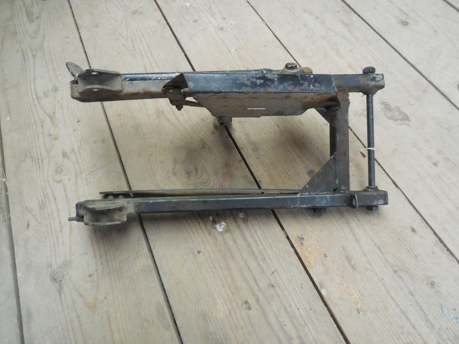 bras oscillant / béquille peugeot sx 8