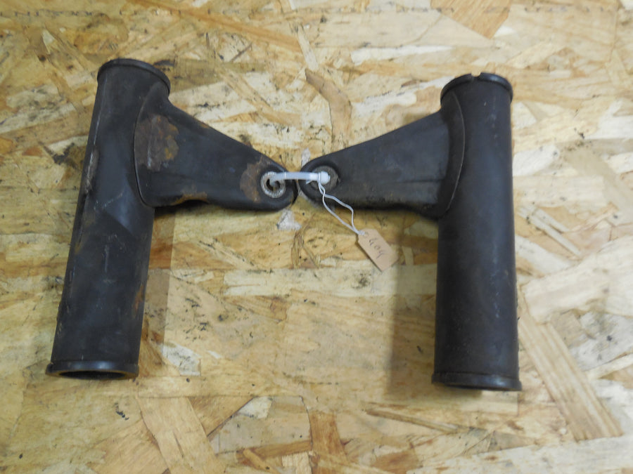 patte de fixation phare peugeot sx 8