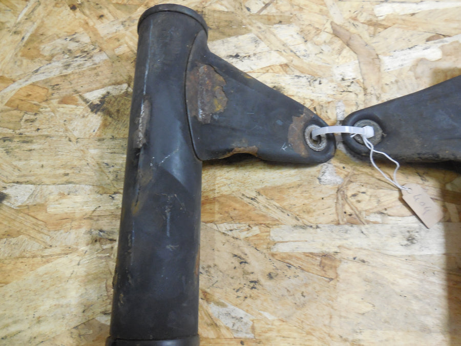 patte de fixation phare peugeot sx 8