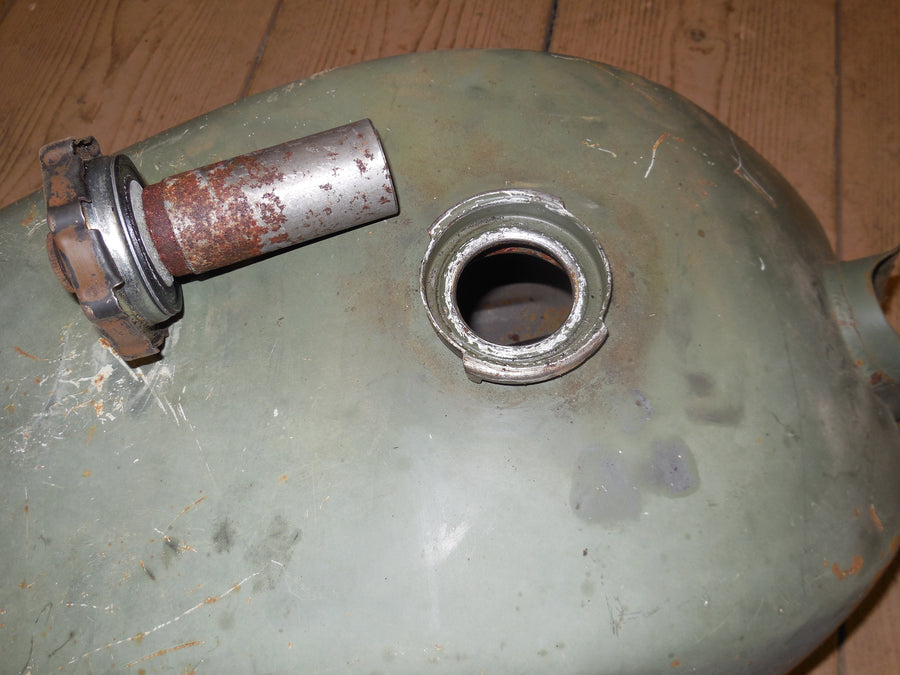 resevoir peugeot sx 8