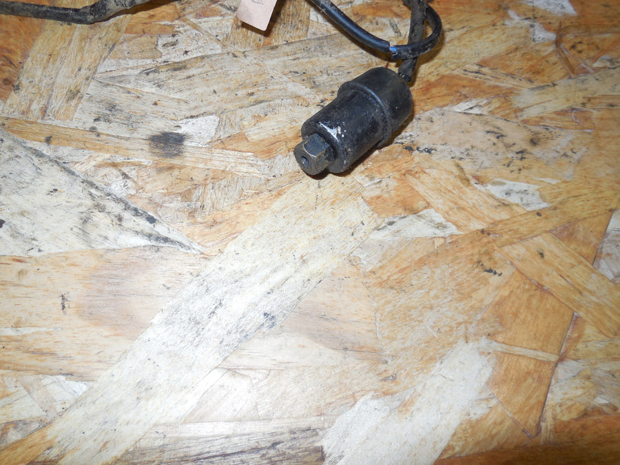 contacteur de stop peugeot sx 8