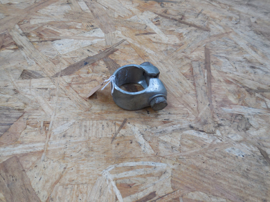 collier de fixation selle mobylette peugeot  102