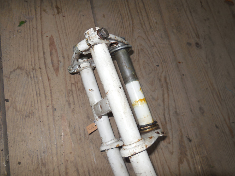 fourche  peugeot  102