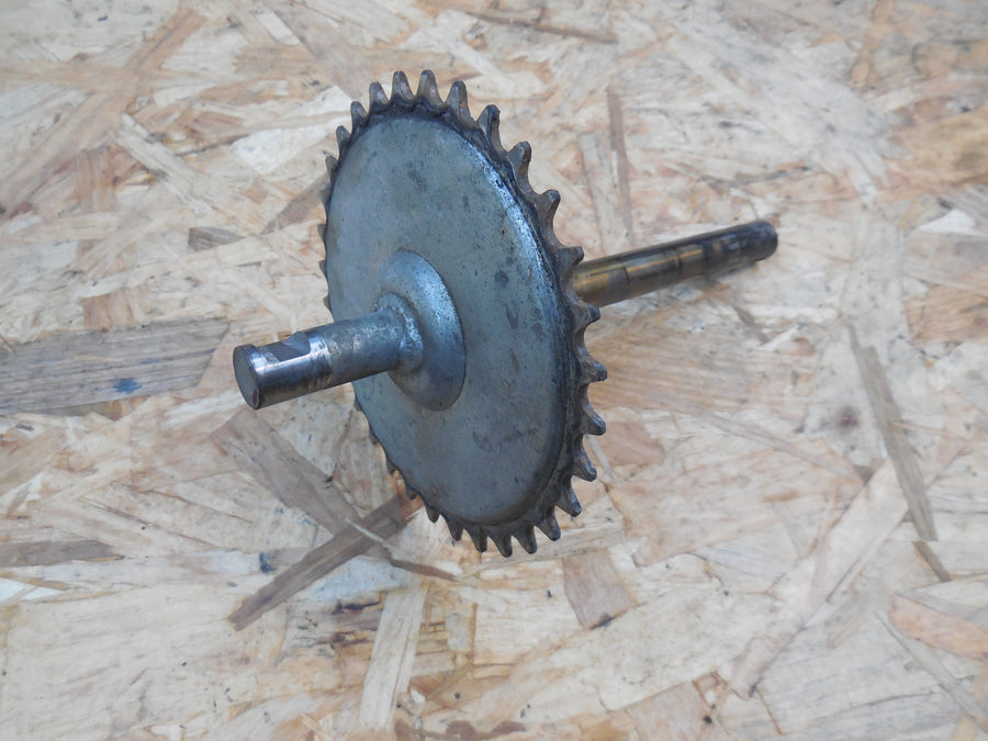 axe de pedalier peugeot  102