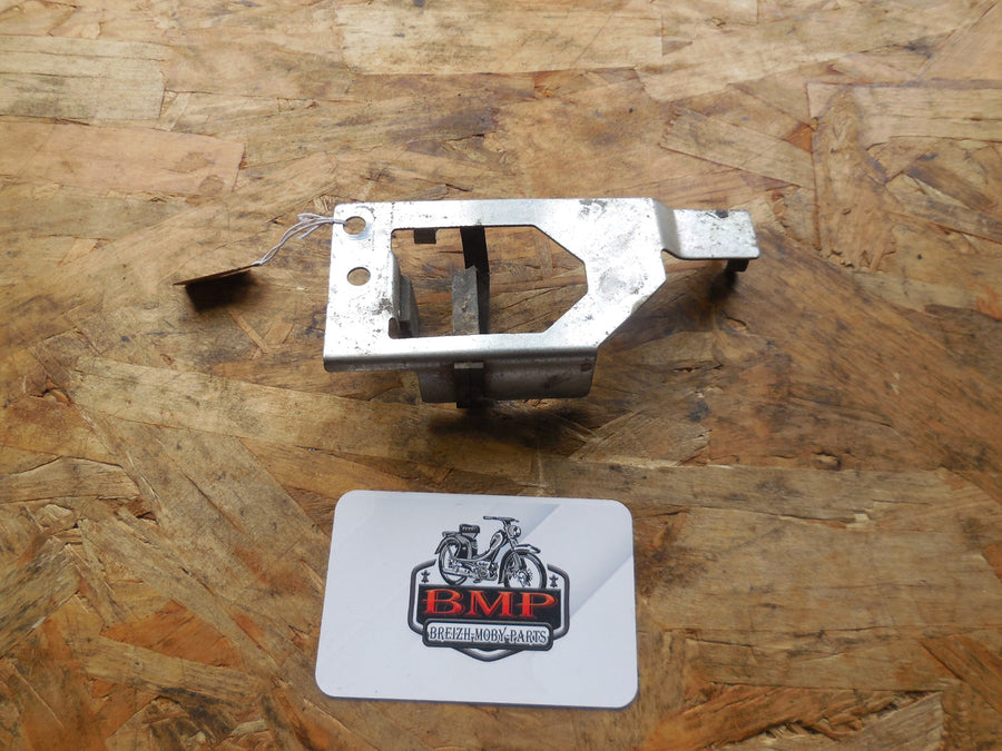 patte de fixation motobécane  av 92