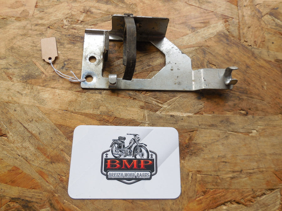 patte de fixation motobécane  av 92