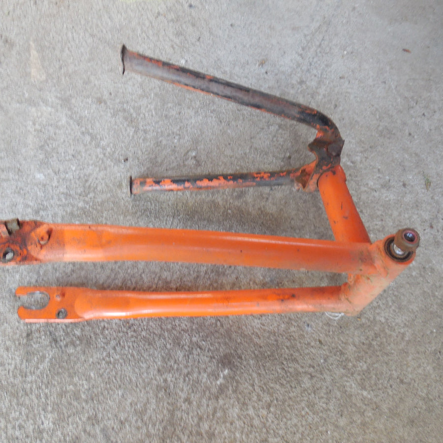 bras oscillant / béquille  motobécane  AV 92