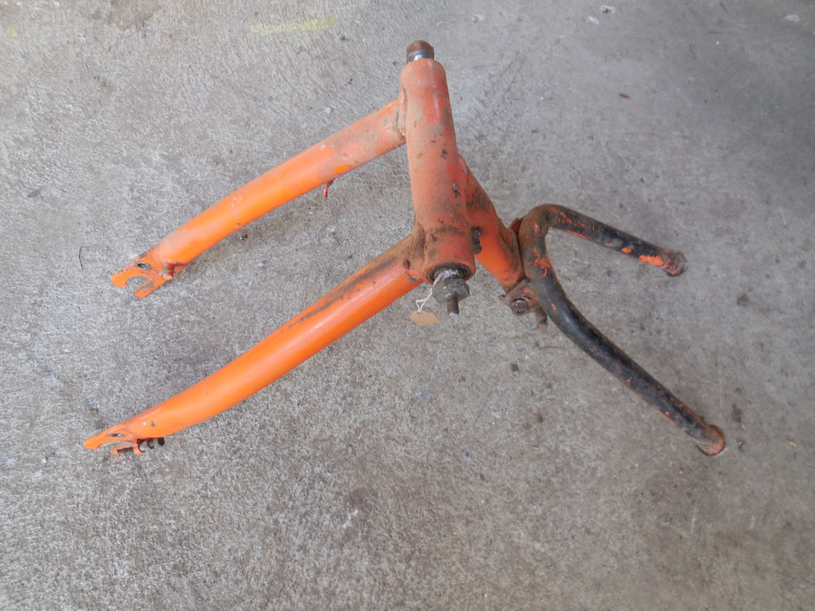 bras oscillant / béquille  motobécane  AV 92