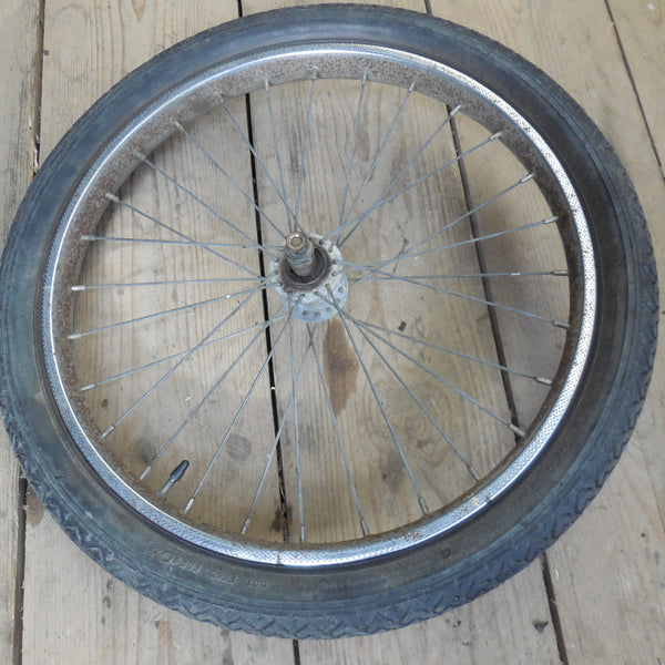 jante / roue peugeot  101